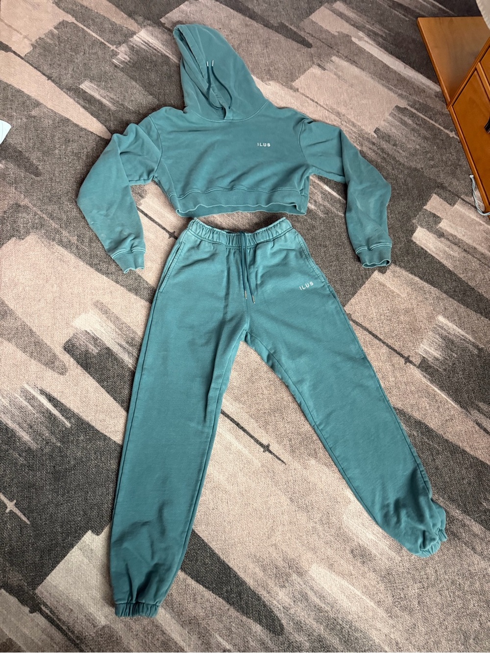 Womens ILUS Teal Joggers set  - Elastic Waist Sweatpants SWEATER IS M (RUNS SMAL